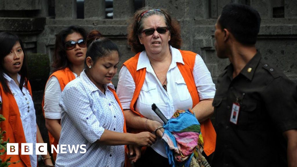 'Death row gran returns to UK' and 'weapon picnic benches'