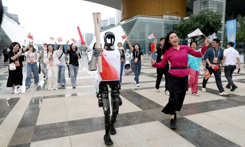 China’s 15th National Games Begin with Greater Bay Area Torch Relay