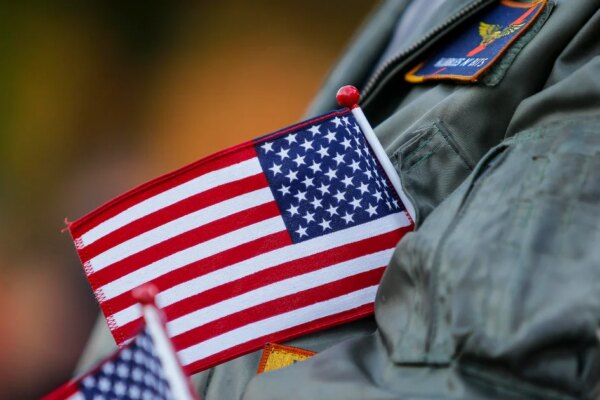 Are stores and banks open on Veterans Day? See what's operating on Nov. 11.