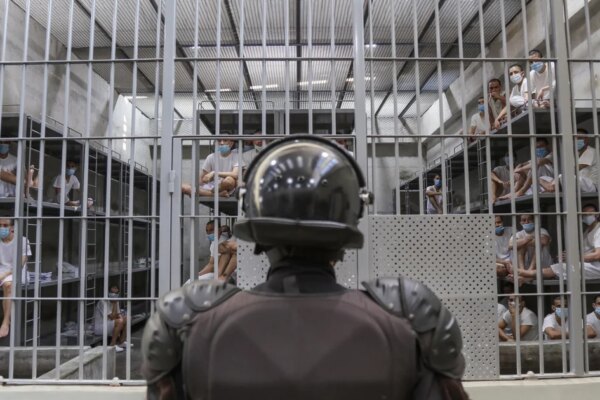 Treatment of Venezuelan migrants held at Salvadoran prison at U.S. request amounted to "arbitrary detention" and "torture," report argues