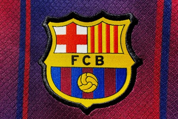 La Liga’s financial squeeze keeps pressure on Barcelona