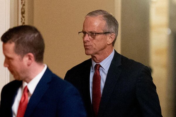 Government shutdown live updates as Senate moves forward with deal to end impasse