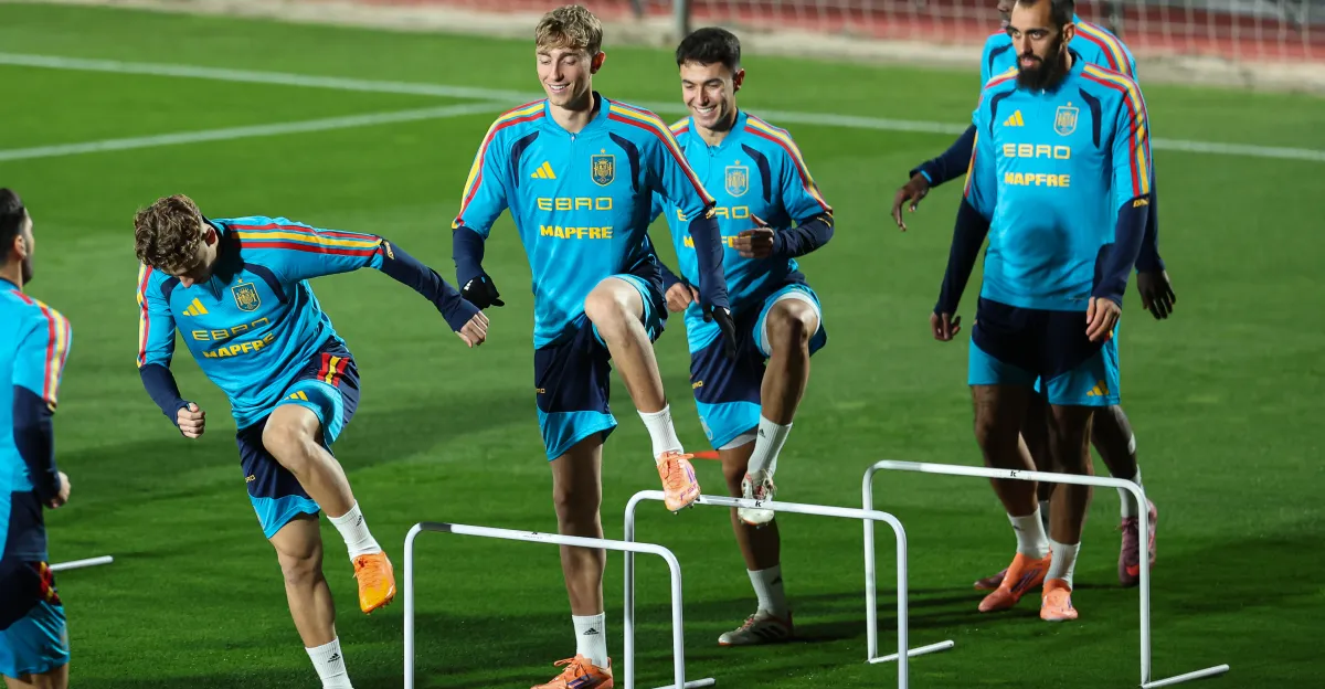 Spain virtually secure World Cup qualification as Huijsen leaves squad with injury