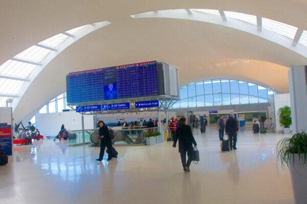 Man shot and killed at St. Louis airport after he wielded a knife, police say