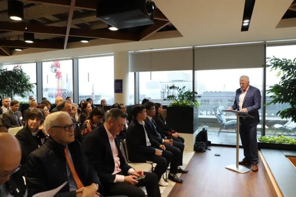 Vietnam, UK aim for sustainable partnership in science, technology