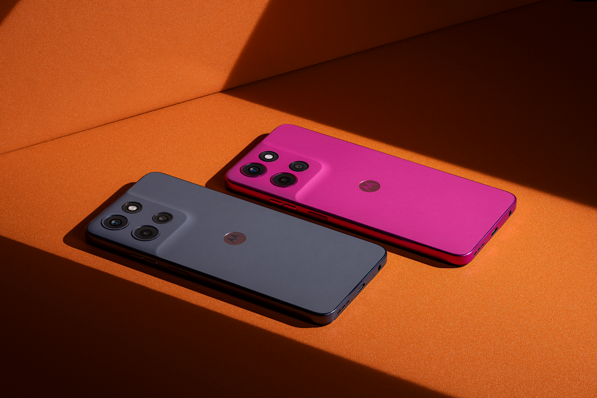 Motorola introduces its latest takes on the Moto G and Moto G Play phones