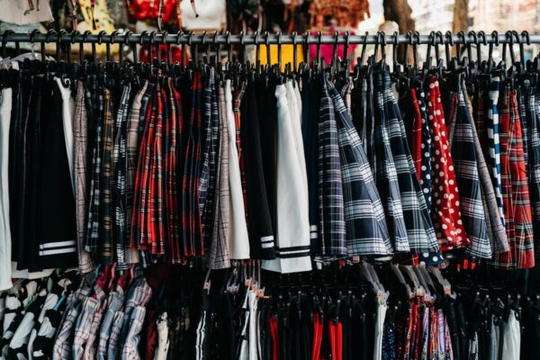 Comfort-first and quality-focused – How fashion preferences vary by age in Thailand