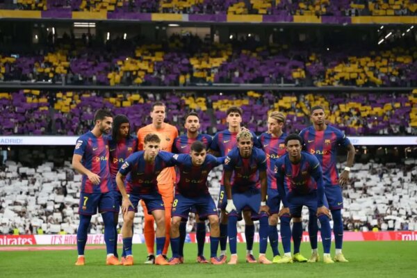 Photo: Barcelona stars reunited with former teammate before Elche clash