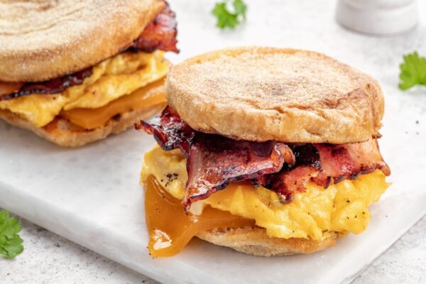 5 Restaurant Chains With the Best Breakfast Sandwiches, According to Chefs