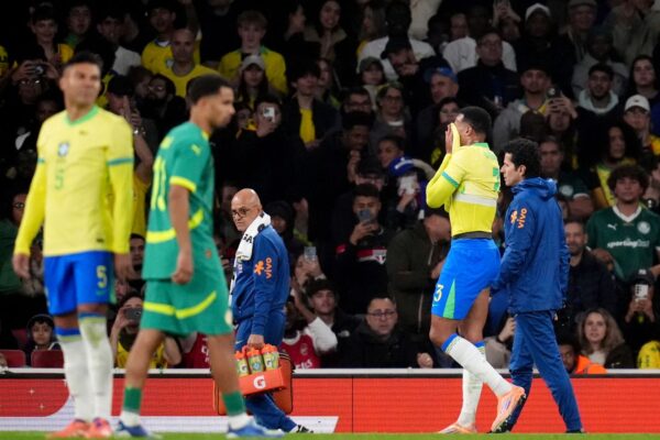 Brazil 2-0 Senegal: Premier League stars shine but concern for Arsenal as Gabriel limps off in victory | Football News
