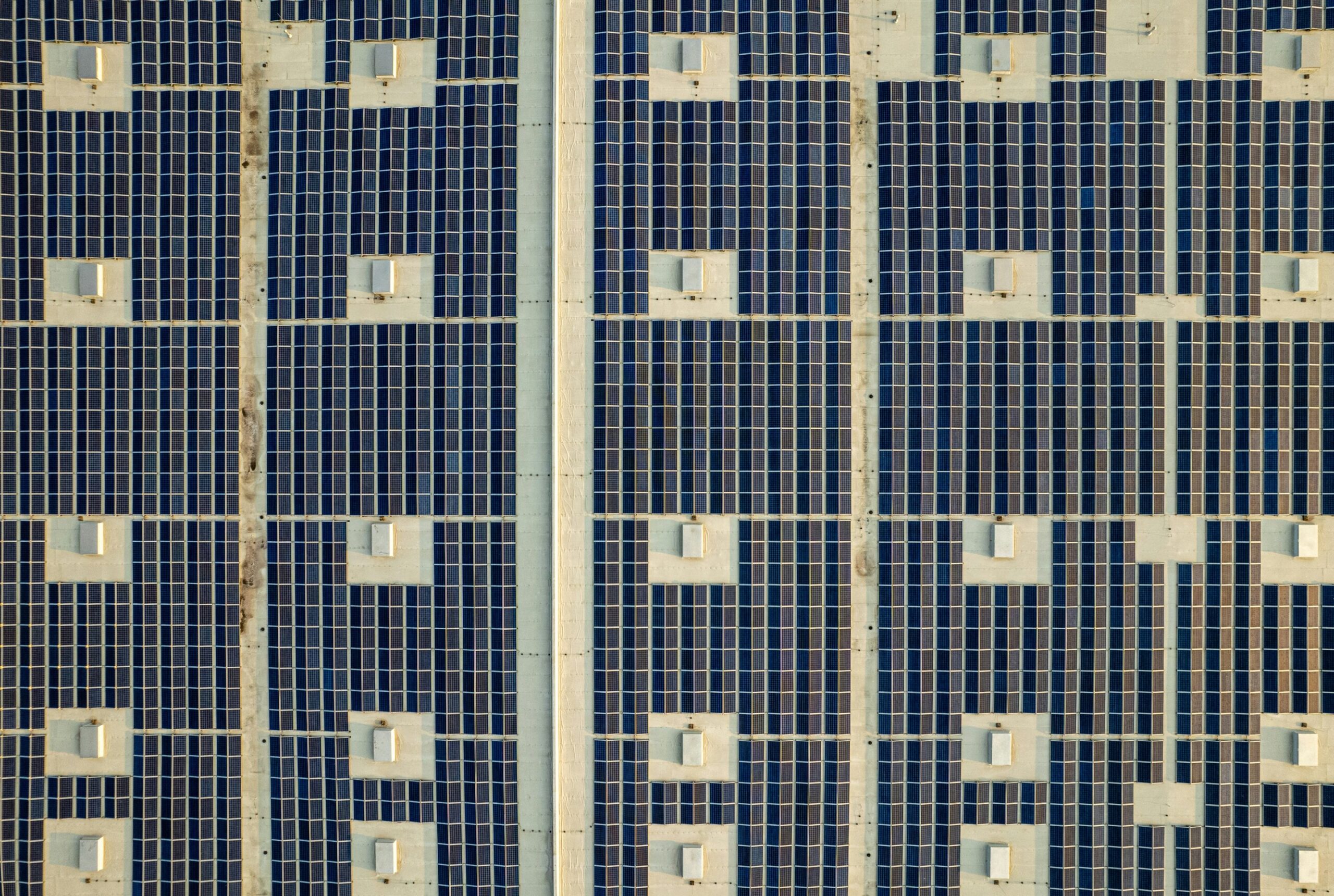 Expert discusses mixed signals in China's latest climate commitments