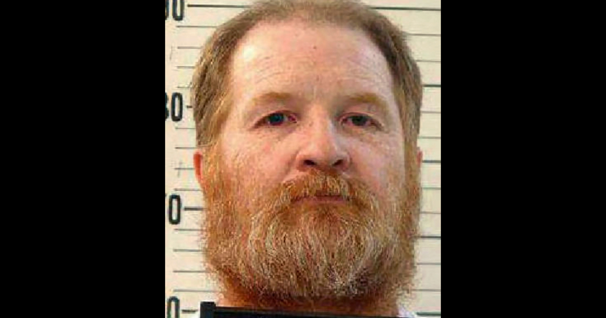 Tennessee inmate declines to choose execution method after previously opting for electric chair