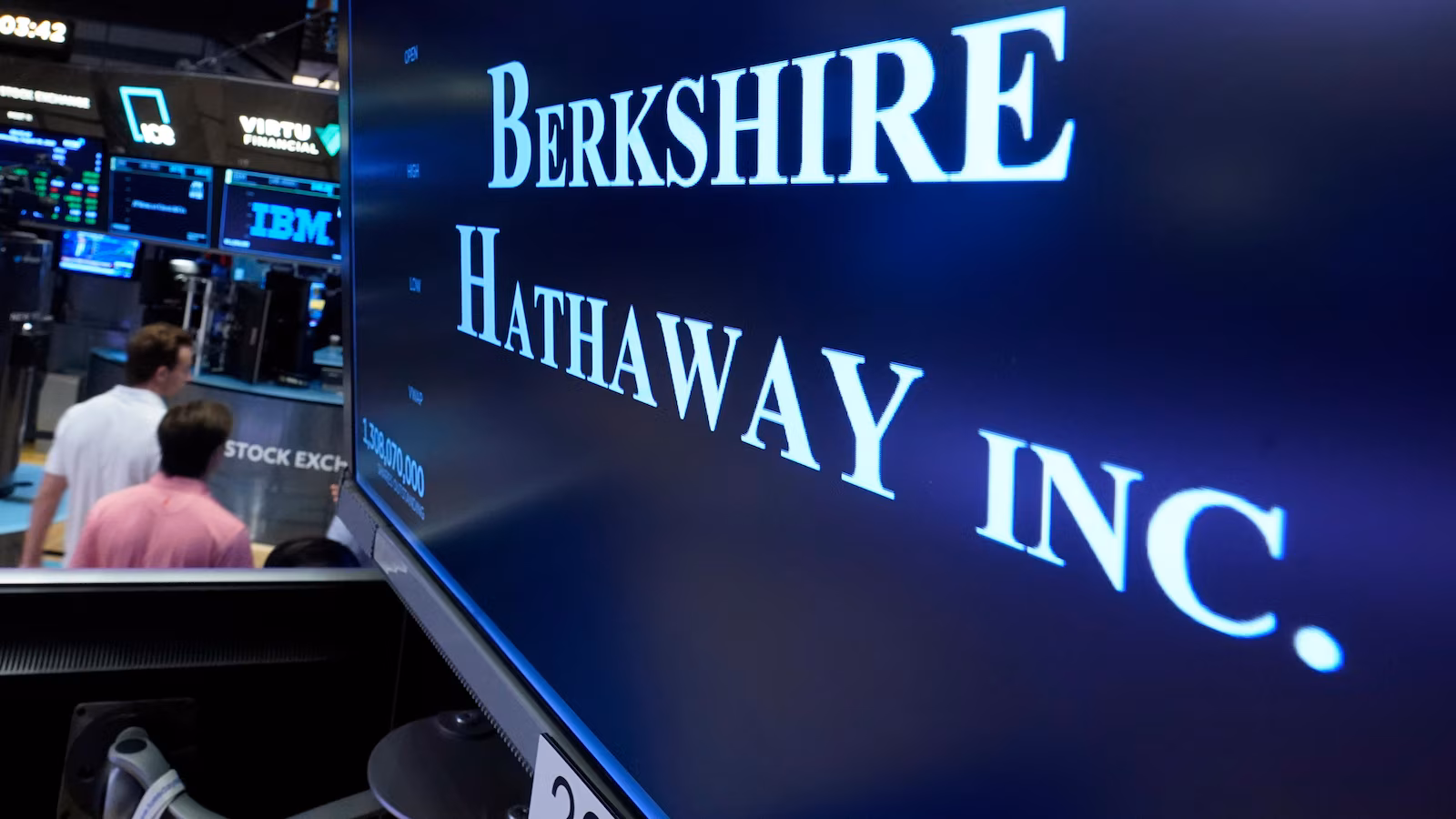Berkshire Hathaway's profits rise 17% as Buffett prepares to step down