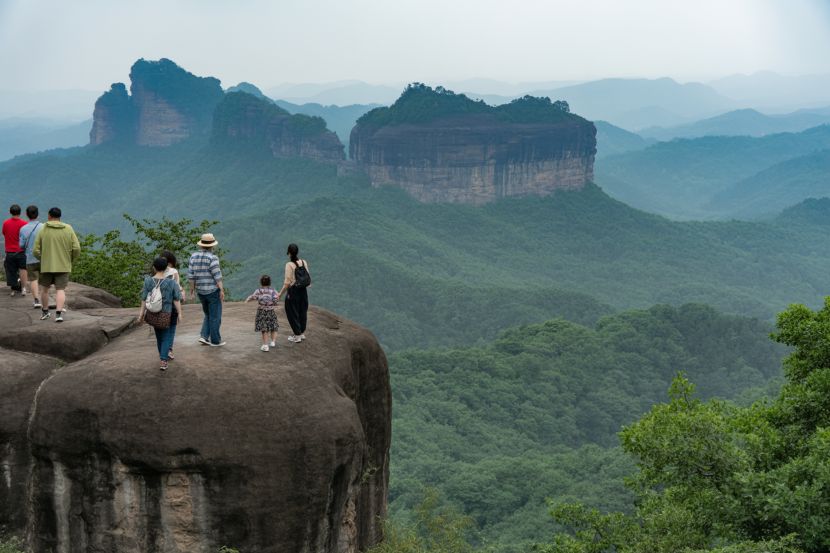 Explore nanping&rsquo;s rich cultural heritage and natural beauty with the help of innovative digital tourism services.