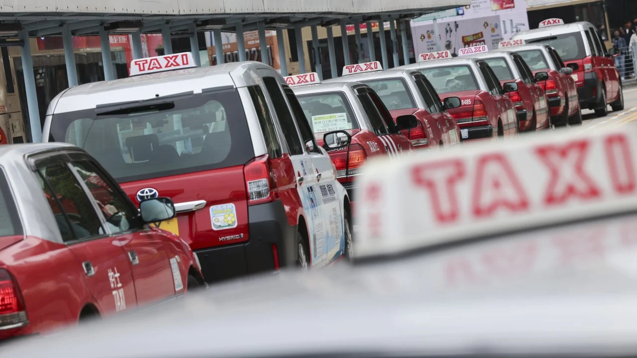 Hong Kong taxi driver, 82, acquitted of using foul language at teenage customer