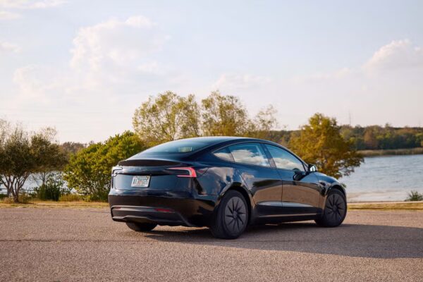 2026 tesla model 3 standard