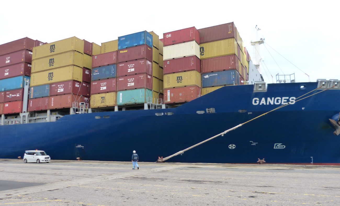 Support for Hong Kong as Regional Transit Hub