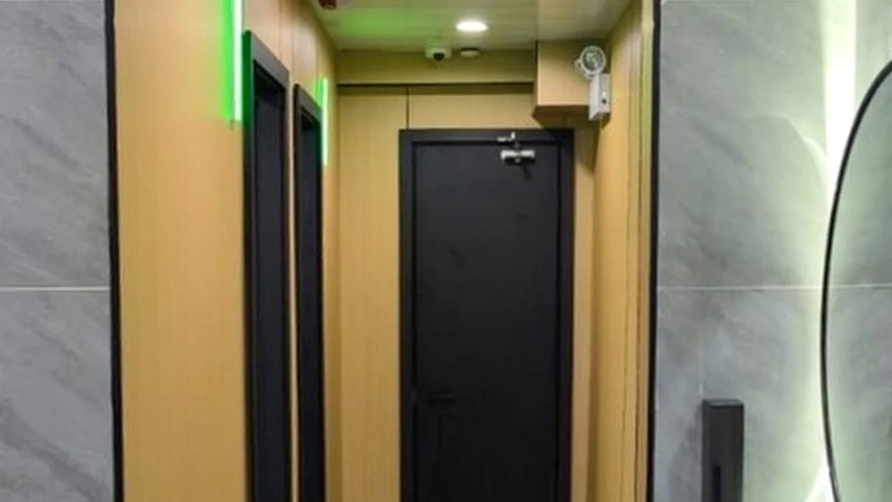 Hong Kong gym’s CCTV by doorless toilet among 200 surveillance complaints