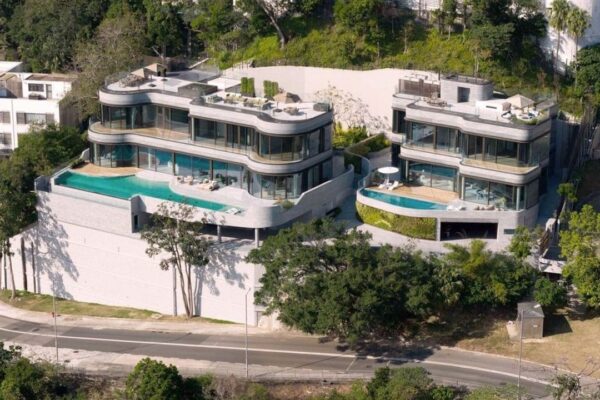 Swire Properties sells 2 Deep Water Bay homes for US$283 million in biggest deal in years