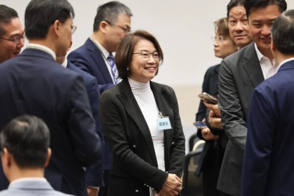 Hong Kong lawmakers-elect call for more exchanges with government in policymaking