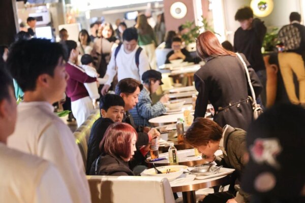Hong Kong restaurant sales drop 10% over Christmas as cross-border trips hit 1.2 million