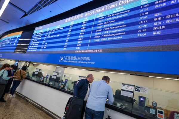 MTR Corp offers sweeteners to get all aboard for expanded mainland China service