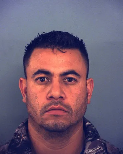 Man arrested on criminal warrant in Horizon