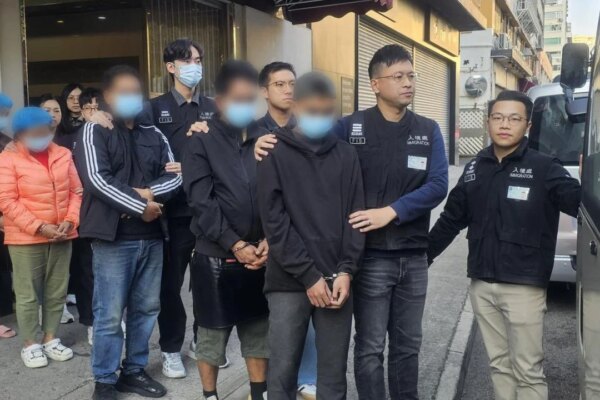 2 owners of Hong Kong eatery arrested for hiring 5 illegal workers in food factory