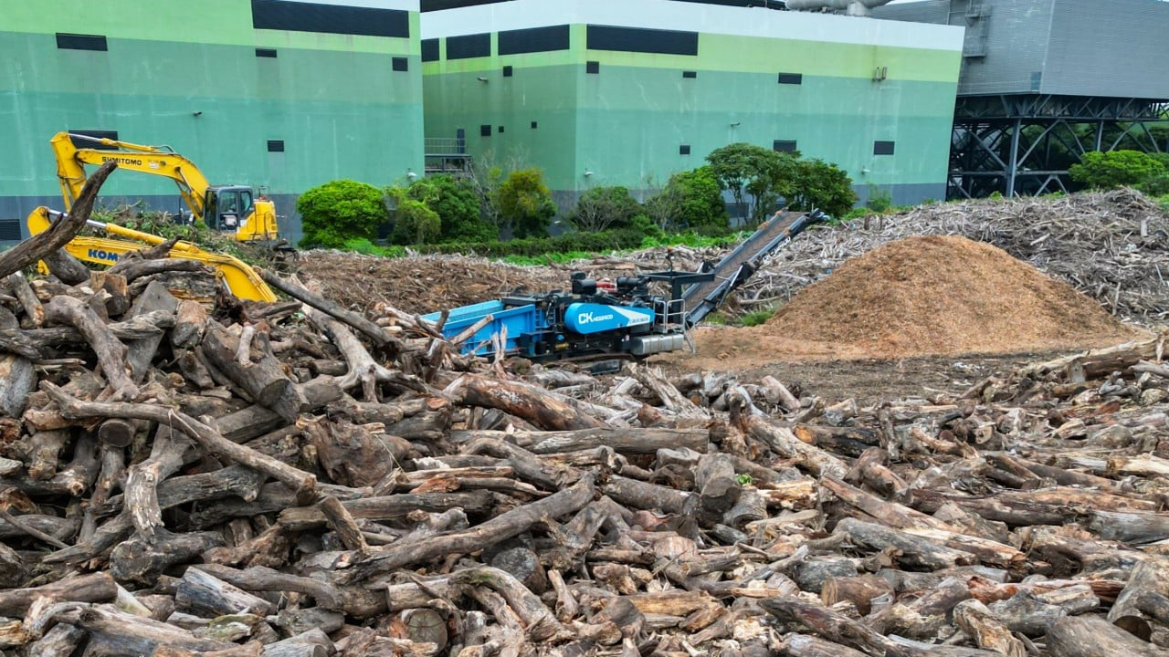 Machinery use suspended after worker severs hand at Hong Kong recycling centre