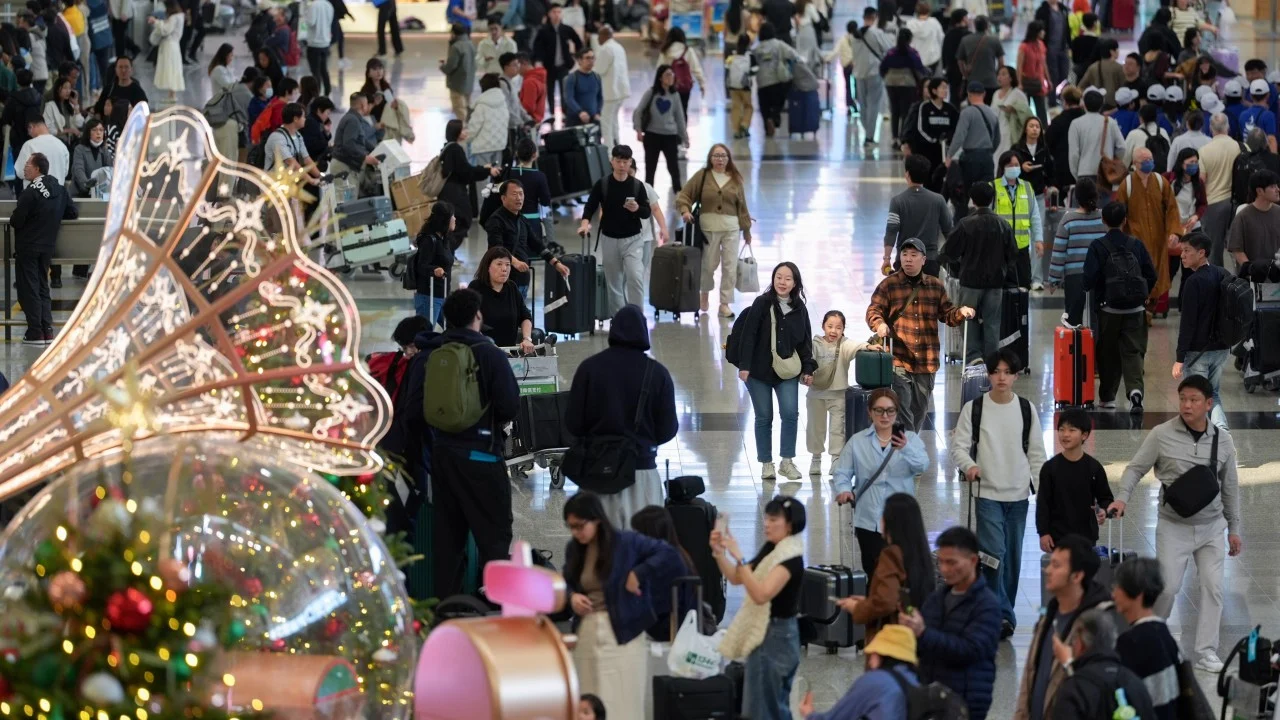 61 million passenger trips at Hong Kong airport in 2025, up 15% year on year
