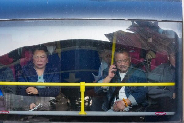 Transport chief responds to backlash over Hong Kong law on public bus seat belts