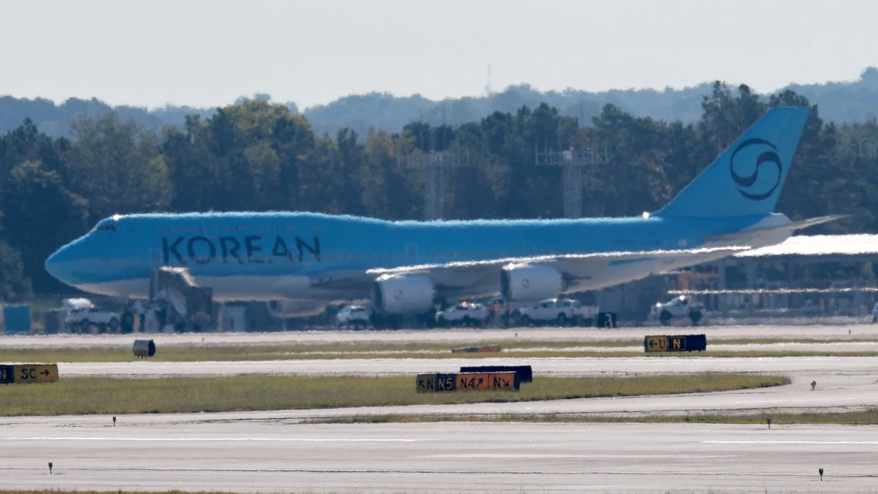 Air travellers urged to ditch power banks as more airlines ban in-flight use