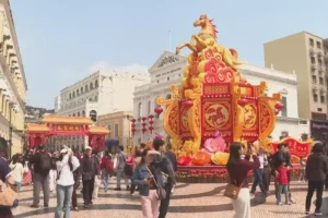 China's online transactions rise during Spring Festival holiday