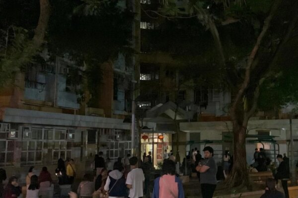 Power restored after 4-hour outage plunges 760 Hong Kong flats into darkness