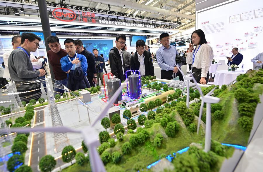 China achieves breakthrough in compressed air energy storage technology