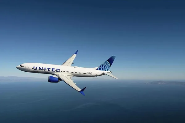 United Airlines made changes to its reward program, with some of the biggest impacts likely falling on people who don't use the airline's credit card. (United Airlines)