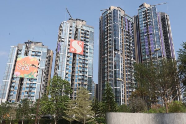 SHKP, Hong Kong’s bellwether developer, posts 36% jump in first-half net profit