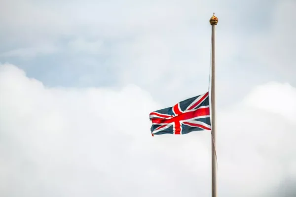 Discovery launches exclusive UK visa service for local travellers