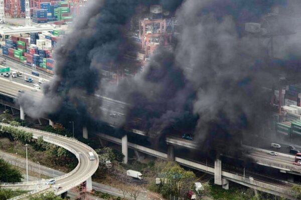 Thick black smoke could be seen across western Kowloon. Photo: Handout