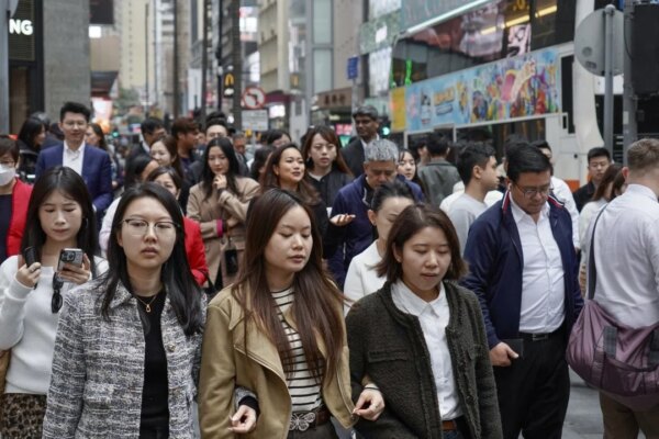 More Hongkongers leave money in MPF pension plan to capitalise on market rally