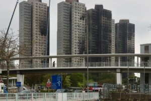 Hong Kong defends 3-hour limit for Wang Fuk Court residents to collect belongings