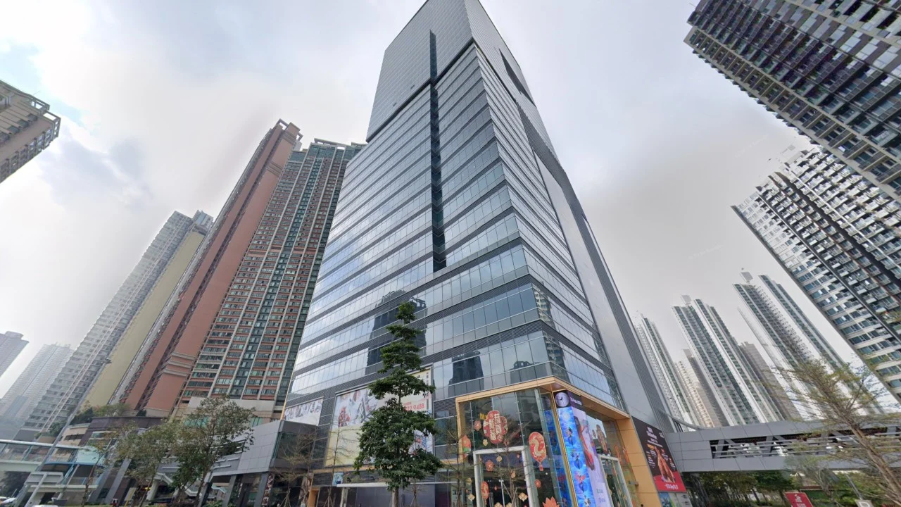 Air-con technician critically injured after fall from ladder in Tsuen Wan