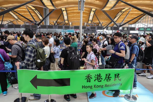 Travellers wait to cross the border at the Hong Kong-Zhuhai-Macau Bridge Control Point in 2024. The Immigration Department said it had minimised leave for frontline officers to allow for flexible deployment and would operate additional counters and channels. Photo: Edmond So