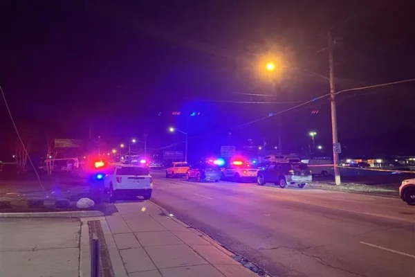Cincinnati police respond to an incident on Kellogg Avenue in East End neighborhood of Cincinnati early Sunday, March 1, 2026.