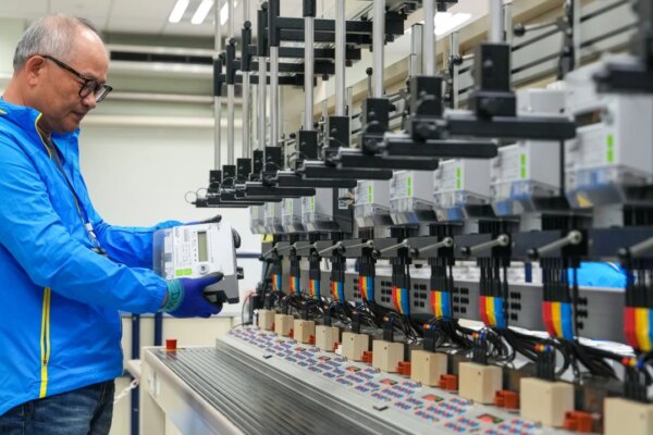 Smart meters available to Hong Kong subdivided flats meeting new living standards