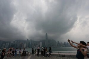 Amber rainstorm warning in Hong Kong, with thunderstorms expected over weekend