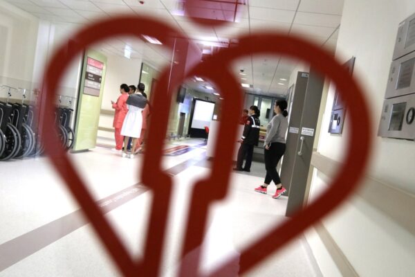 Hong Kong doctor axed for posting resuscitation photo faces Medical Council case