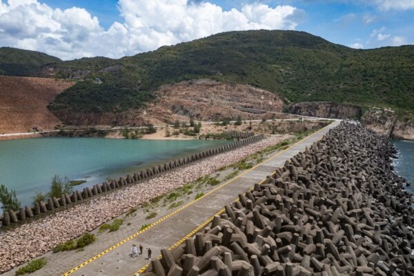 Hong Kong’s East Dam welcomes 1,400 visitors daily over first 4 days of Easter
