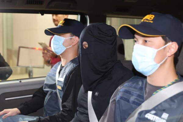 Hong Kong customs seizes HK$3.4 million worth of suspected drugs, arrests 2 men