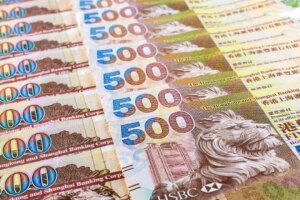 611 elderly Hongkongers default on student loans, owe HK$17,400 each on average